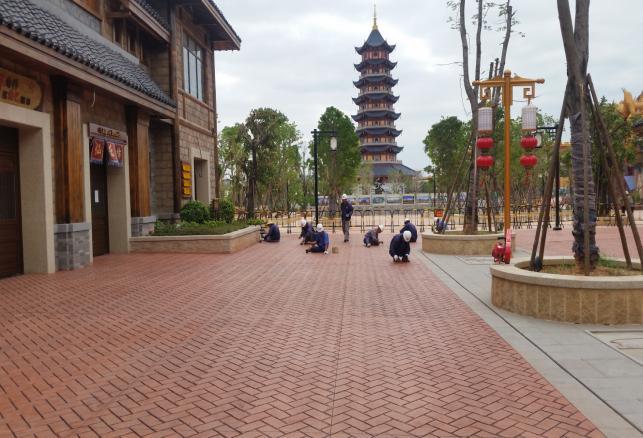方特歡樂(lè)谷（壓膜（藝術(shù)）地坪）